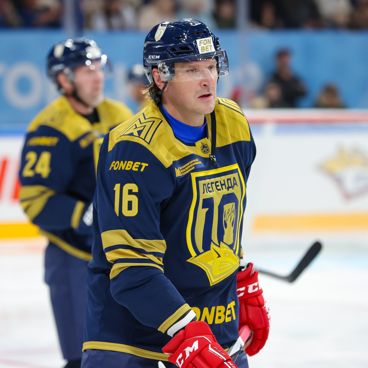 Игровой свитер Олега Кваши с Легендарного матча Сергея Мозякина